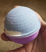 Load image into Gallery viewer, Fairy Kisses Ball Bath Bomb