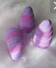 Load image into Gallery viewer, Magical Horn Bath Bomb