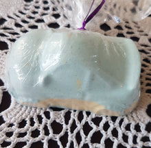 Load image into Gallery viewer, Little Car Bath Bomb
