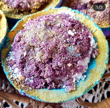 Load image into Gallery viewer, Geode Bath Bomb