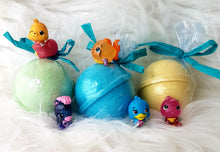 Load image into Gallery viewer, Cute Creature Bath Bombs