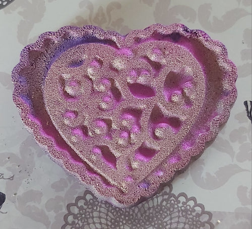 Heart Swirls Bath Bomb