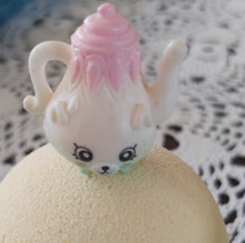 Load image into Gallery viewer, Dinky Shoppykins Bath Bombs