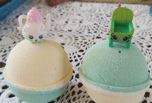 Load image into Gallery viewer, Dinky Shoppykins Bath Bombs