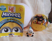 Load image into Gallery viewer, Minion Surprise Bath Bombs